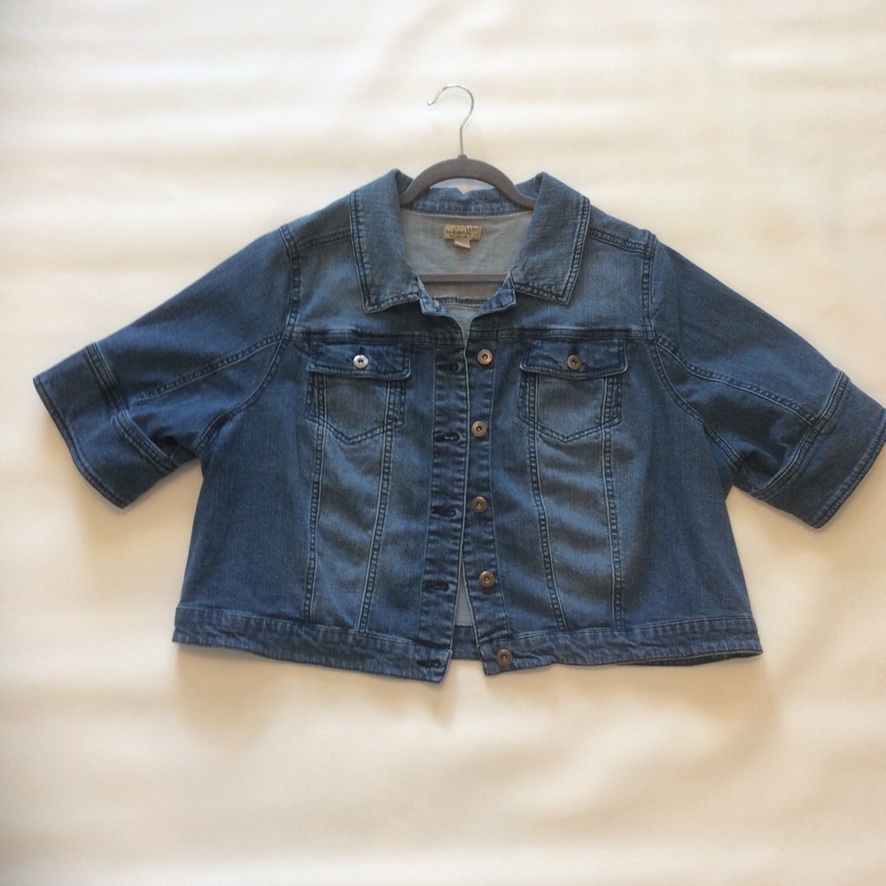 Women’s crop jean jacket